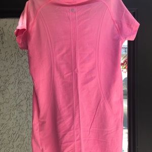 Lululemon size 10 top.